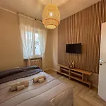 Suite 5 Stelle, Appartamento Di Lusso E Storia